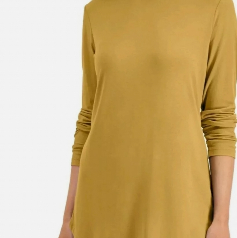 JM COLLECTION TURTLENECK TOP SAFFRON GOLD M